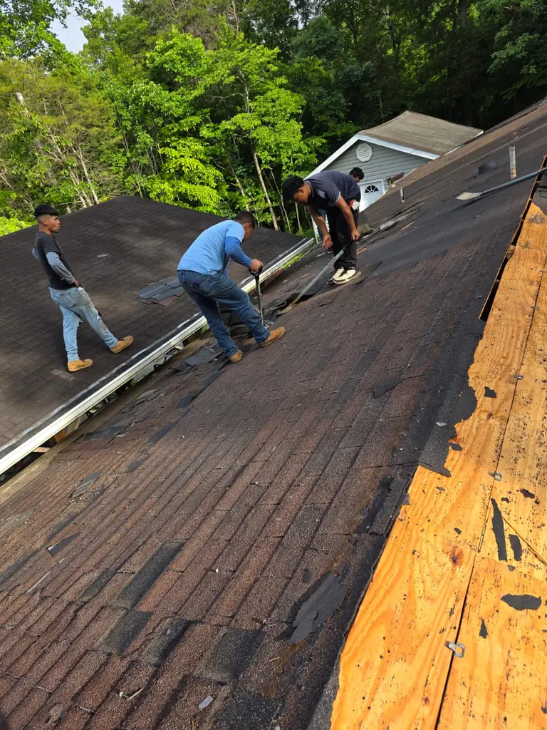 Roofing project by Legacy Construction in Knoxville, Tennessee