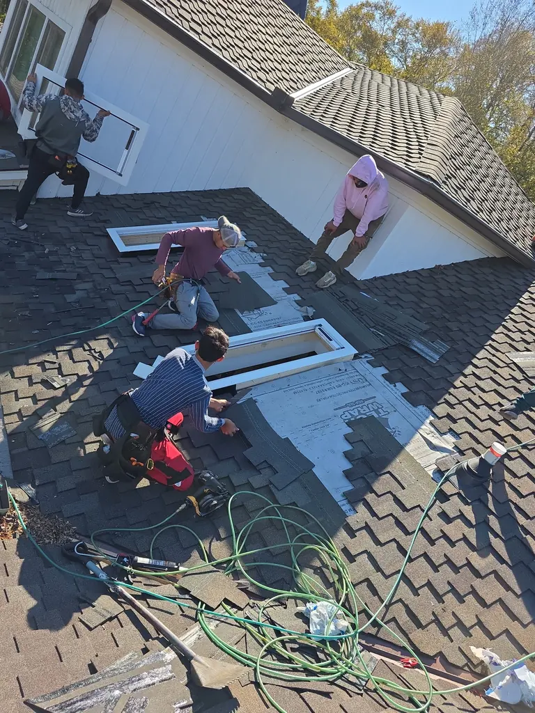 Roof repair service call in Knoxville, Tennessee